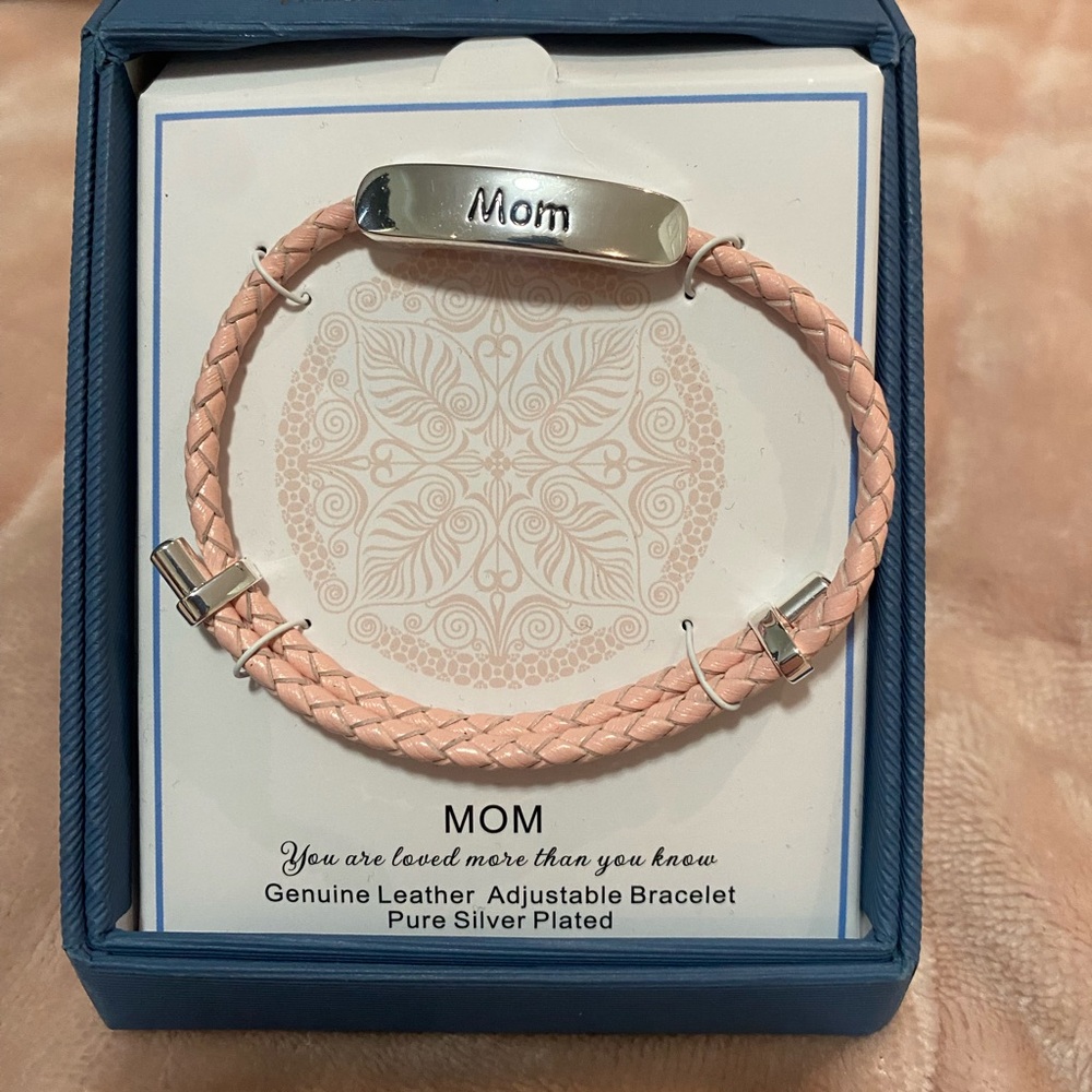 Mom bracelet